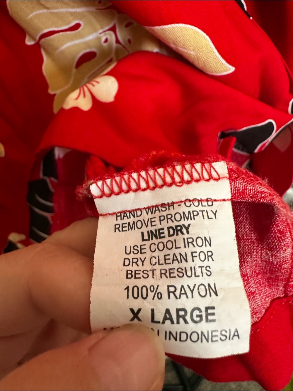 Hilo Hattie Red Hawaiian Shirt with Black and Gold Leaf Print - Picture 5 of 7